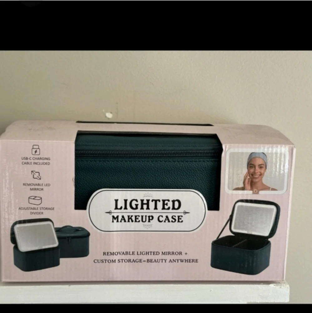 Lighted Makeup Case USB C Charging Removable Mirror Adjustable Storage black